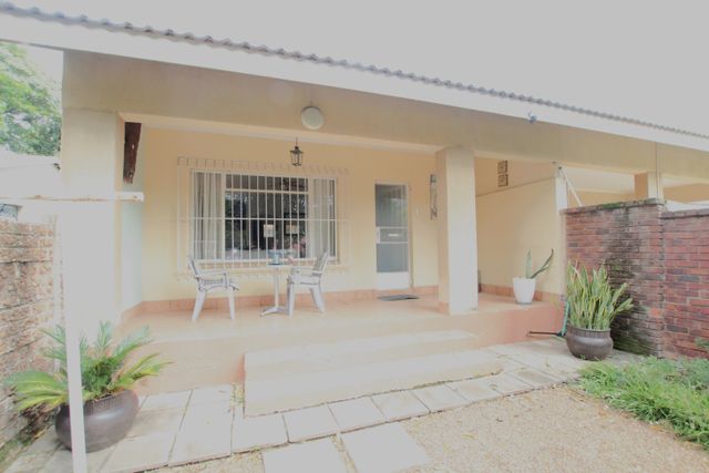 TWO-BEDROOM FULLY FURNISHED GARDEN APARTMENT IN BEDFORDVIEW