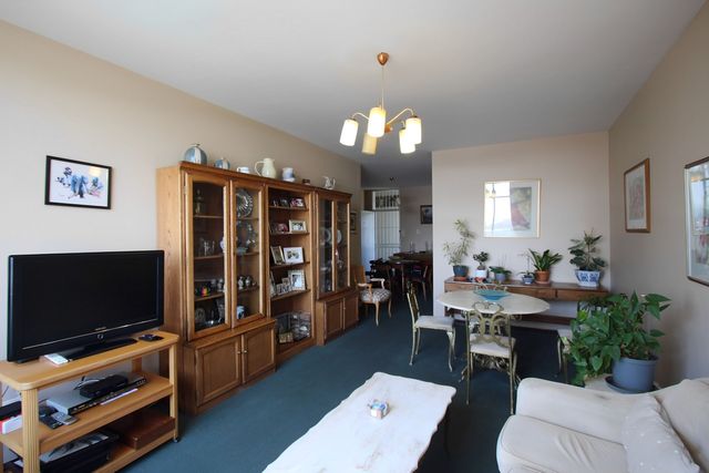 ONE BEDROOM APARTMENT FOR SALE IN BEDFORD GARDENS
