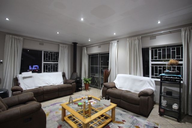3 Bedroom House To Let in Isandovale
