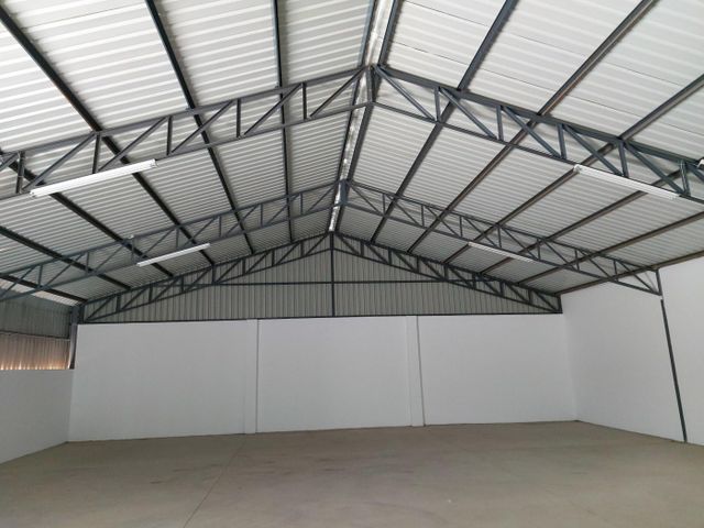 Warehouse for sale in Upington