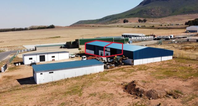 PIKETBERG: WAREHOUSE TO LET