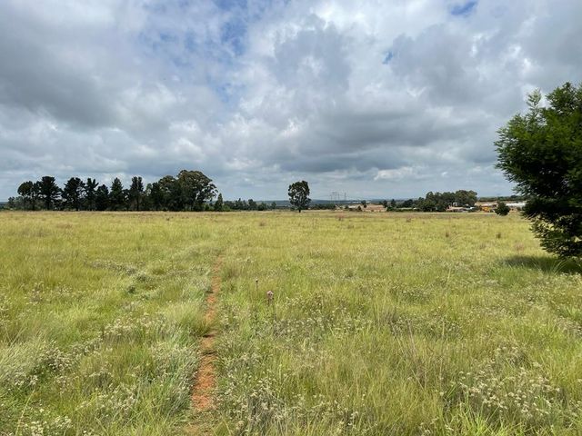 RIETFONTEIN SMALL HOLDINGS PLOT FOR SALE