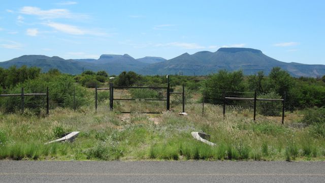 42,000m² Small Holding For Sale in Graaff-Reinet Rural