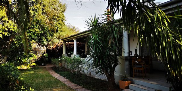 House/ Guest house for sale in Upington