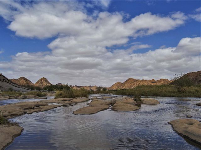 Exquisite Namakwa - and Bushmanland farm for sale on the Orange River