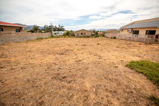 PIKETBERG: VACANT PLOT FOR SALE