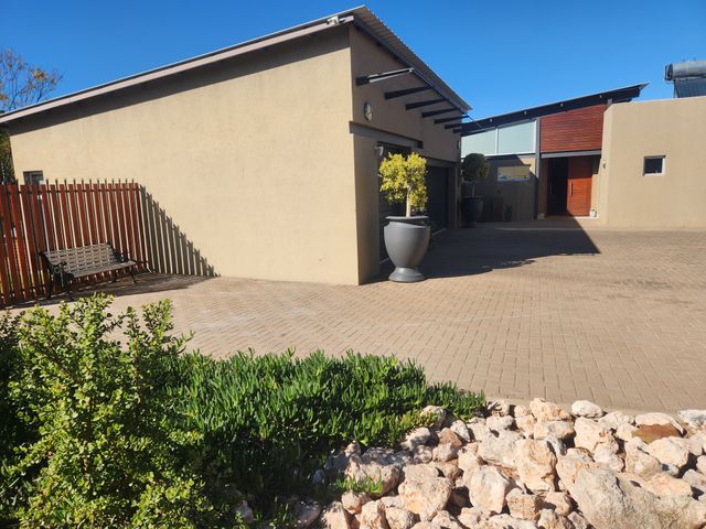 Charming, peaceful  and sought-after house in Fish Eagle Estate for sale