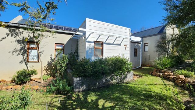 4 Bedroom House For Sale in Greyton