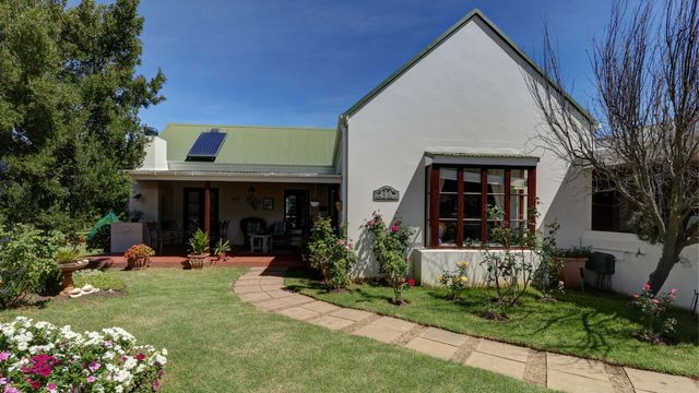 3 Bedroom House For Sale in Greyton